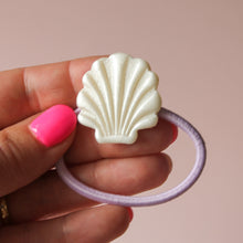 Afbeelding in Gallery-weergave laden, Haarelastiekje schelp large