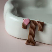 Afbeelding in Gallery-weergave laden, Chocoladeletter large (hele alfabet)