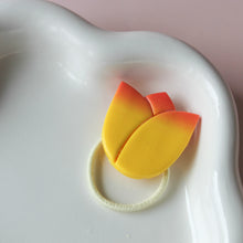 Afbeelding in Gallery-weergave laden, Haarelastiekje tulp medium