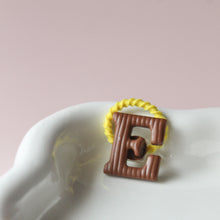 Afbeelding in Gallery-weergave laden, Chocoladeletter small (hele alfabet)