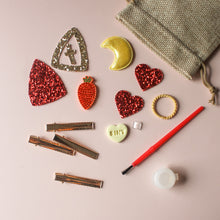 Afbeelding in Gallery-weergave laden, DIY haarspeldjes knutselpakket - Sint