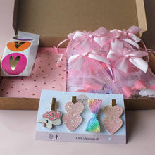 Afbeelding in Gallery-weergave laden, DIY haaraccessoires kinderfeestje set eenhoorns en regenbogen