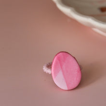 Afbeelding in Gallery-weergave laden, Haarelastiekje paasei marmer roze