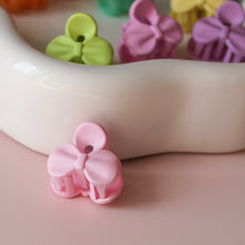 Afbeelding in Gallery-weergave laden, Haarklemmetjes strik 2,0 cm