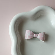 Afbeelding in Gallery-weergave laden, Cato losse strikjes Klaar voor Kerst (medium voor dun haar)