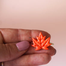 Afbeelding in Gallery-weergave laden, Haarelastiekje herfstblad donker oranje medium