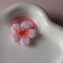 Afbeelding in Gallery-weergave laden, Haarelastiekje zomerbloem medium