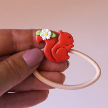 Afbeelding in Gallery-weergave laden, Haarelastiekje eekhoorn large