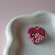 Afbeelding in Gallery-weergave laden, Haarelastiekje hartje met bloemen small