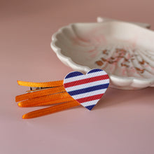 Afbeelding in Gallery-weergave laden, Ize vlag rood-wit-blauw met oranje (voor dun haar)