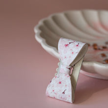 Afbeelding in Gallery-weergave laden, Cato (losse strikjes medium voor dun haar)