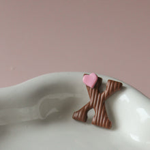 Afbeelding in Gallery-weergave laden, Chocoladeletter small (hele alfabet)