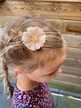 Afbeelding in Gallery-weergave laden, Zoë crème (voor dun haar)