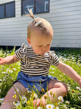 Afbeelding in Gallery-weergave laden, Fleur wit