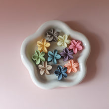 Afbeelding in Gallery-weergave laden, Haarklemmetjes bloem 2,5 cm
