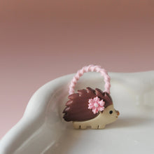 Afbeelding in Gallery-weergave laden, Haarelastiekje egel small (pre-order)
