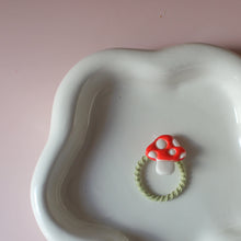 Afbeelding in Gallery-weergave laden, Haarelastiekje paddenstoel small
