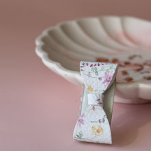 Afbeelding in Gallery-weergave laden, Cato (losse strikjes medium voor dun haar)
